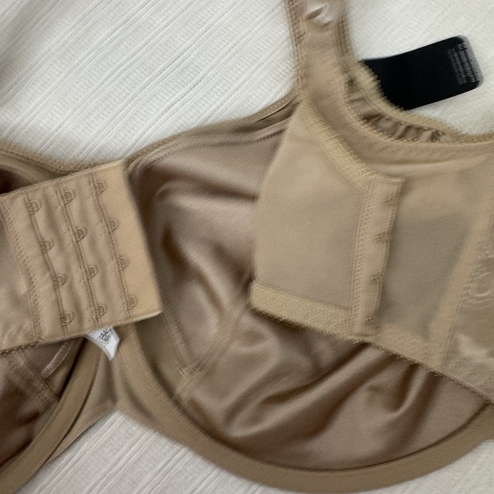 NEW Bali Minimizer Bra 42DDD Nude Full Coverage Underwire Lace Comfort Straps - Picture 5 of 7